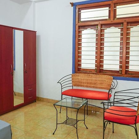 Yaarl Hostels Jaffna Bilik gambar